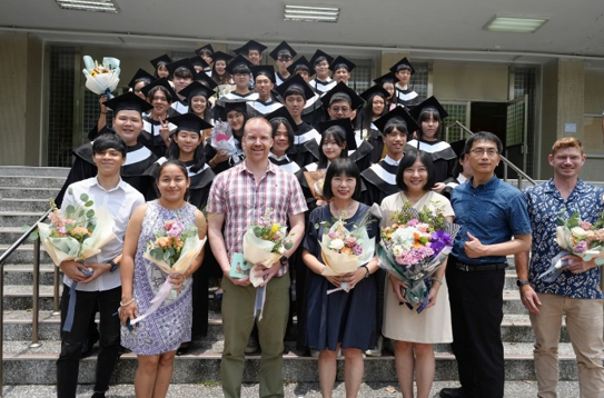 International Integration: Building Dreams with Solid Foundation--Outstanding Achievements in University Applications for Taipei Municipal Zhongzheng High School in its 112th Year