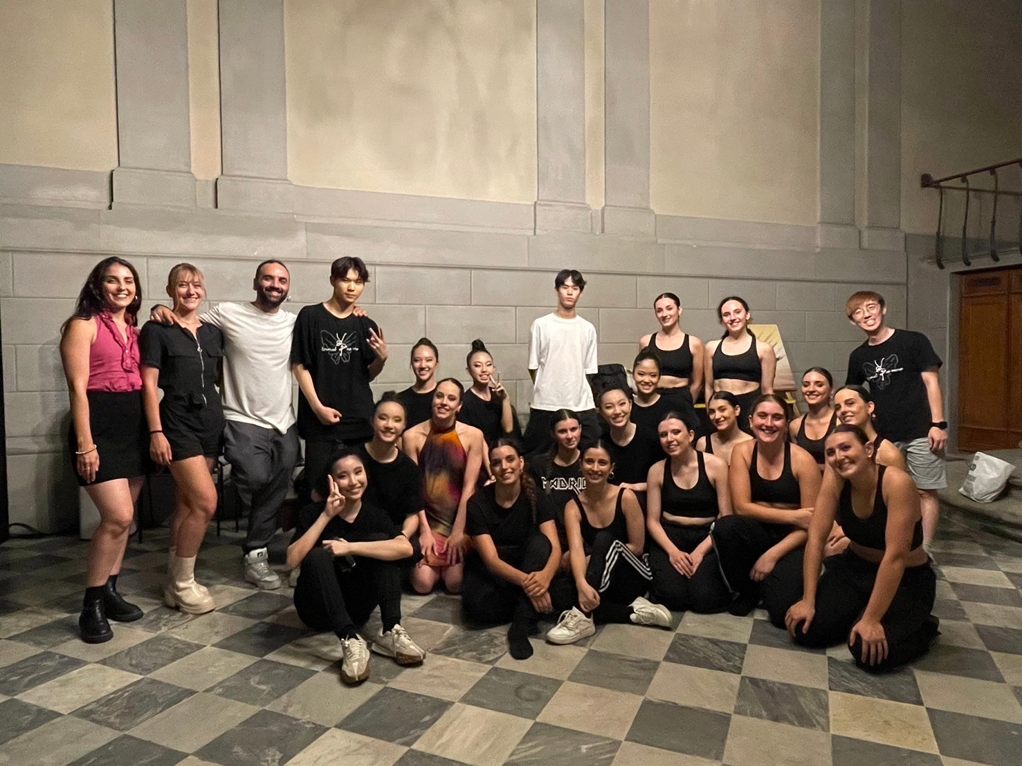 students with dancers from the 2024 Florence Dance Festival